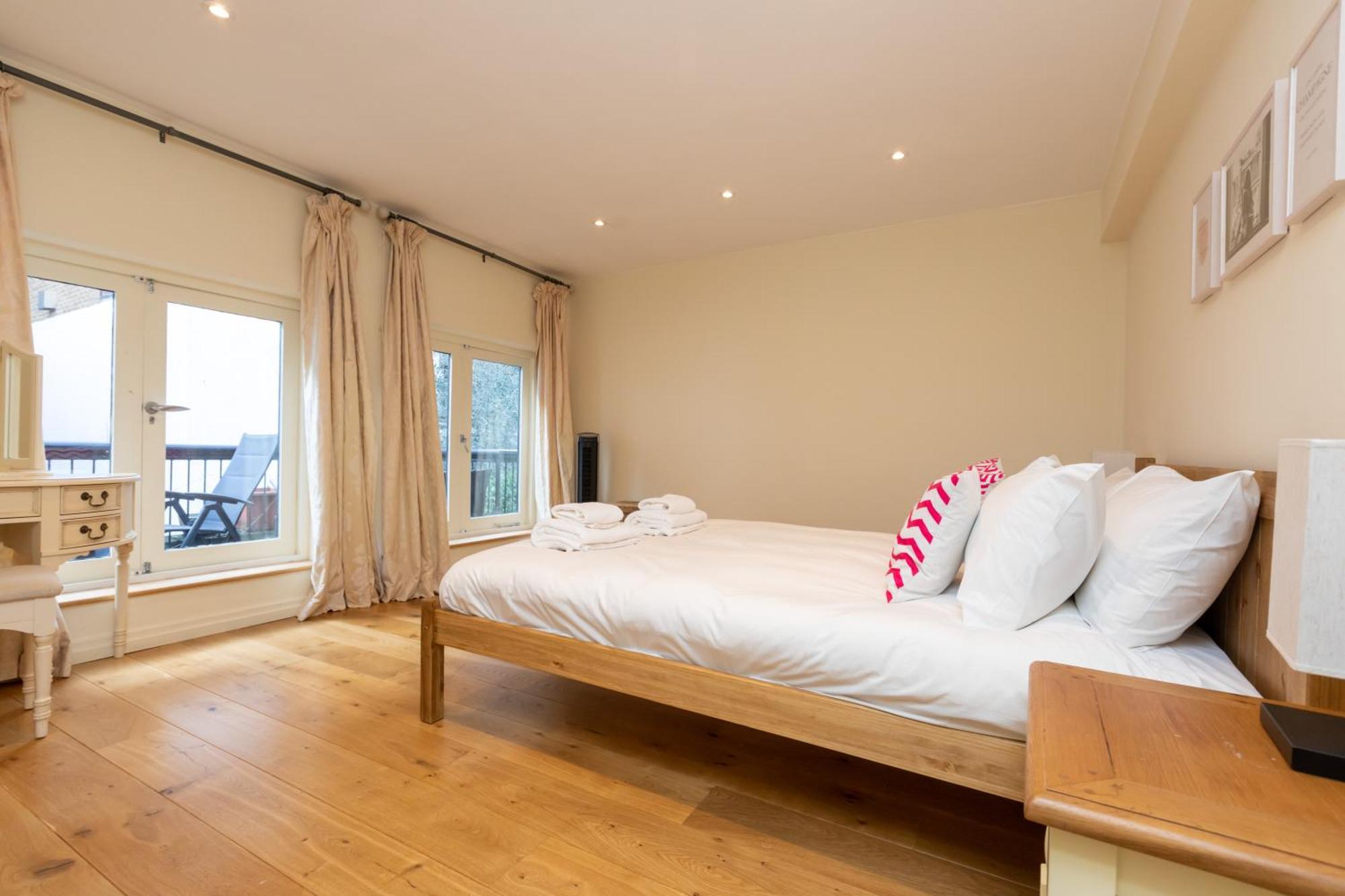 Modern And Bright 3 Bedroom House In Paddington Appartamento Londra