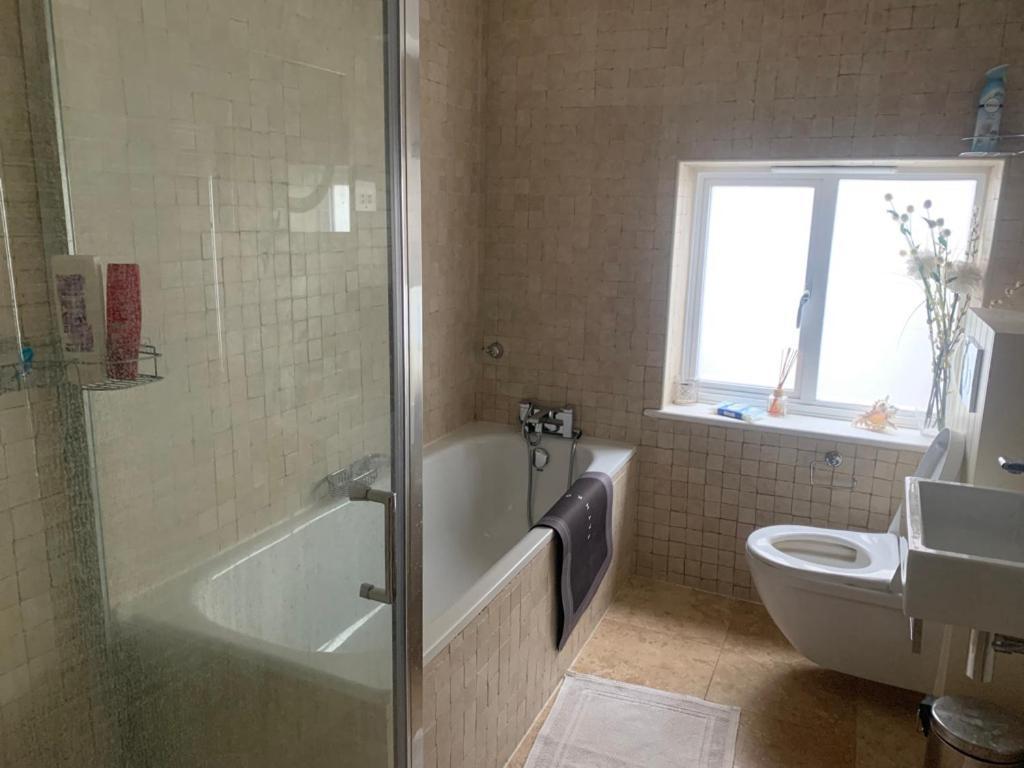 Modern And Bright 3 Bedroom House In Paddington *