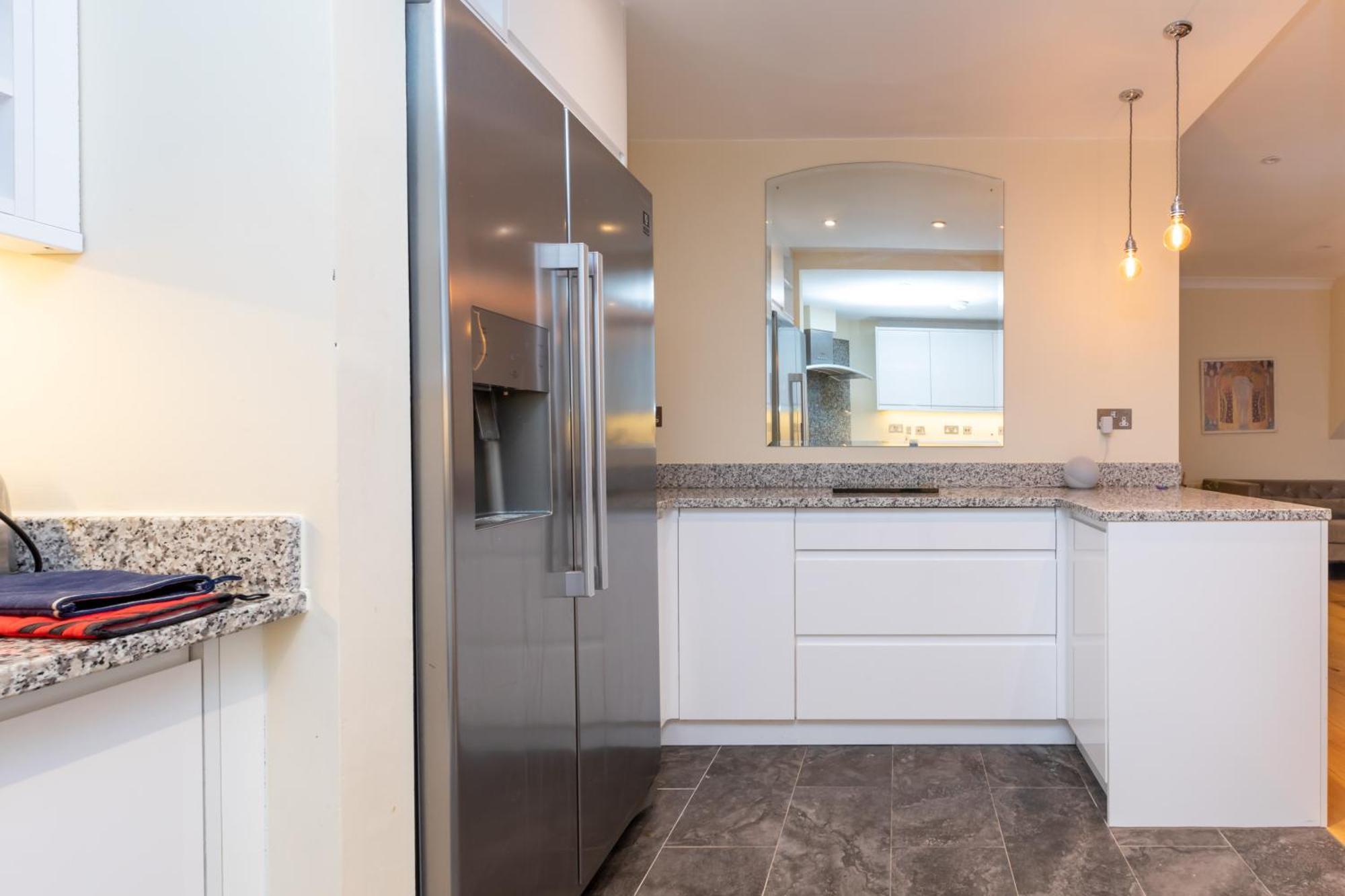 Modern And Bright 3 Bedroom House In Paddington * Londra